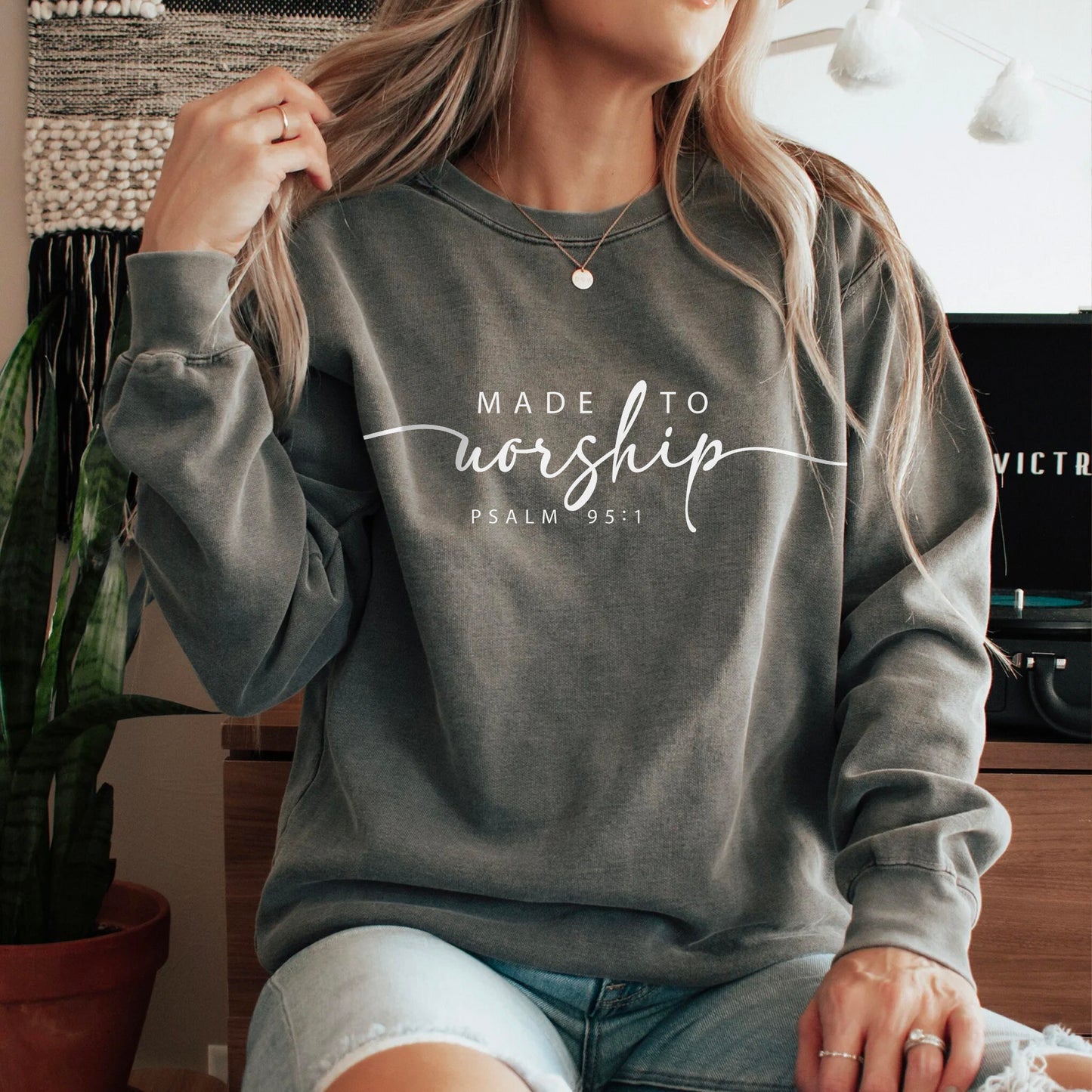 Made to Worship Comfort Colors Christian Sweatshirt - Amazing Faith Designs