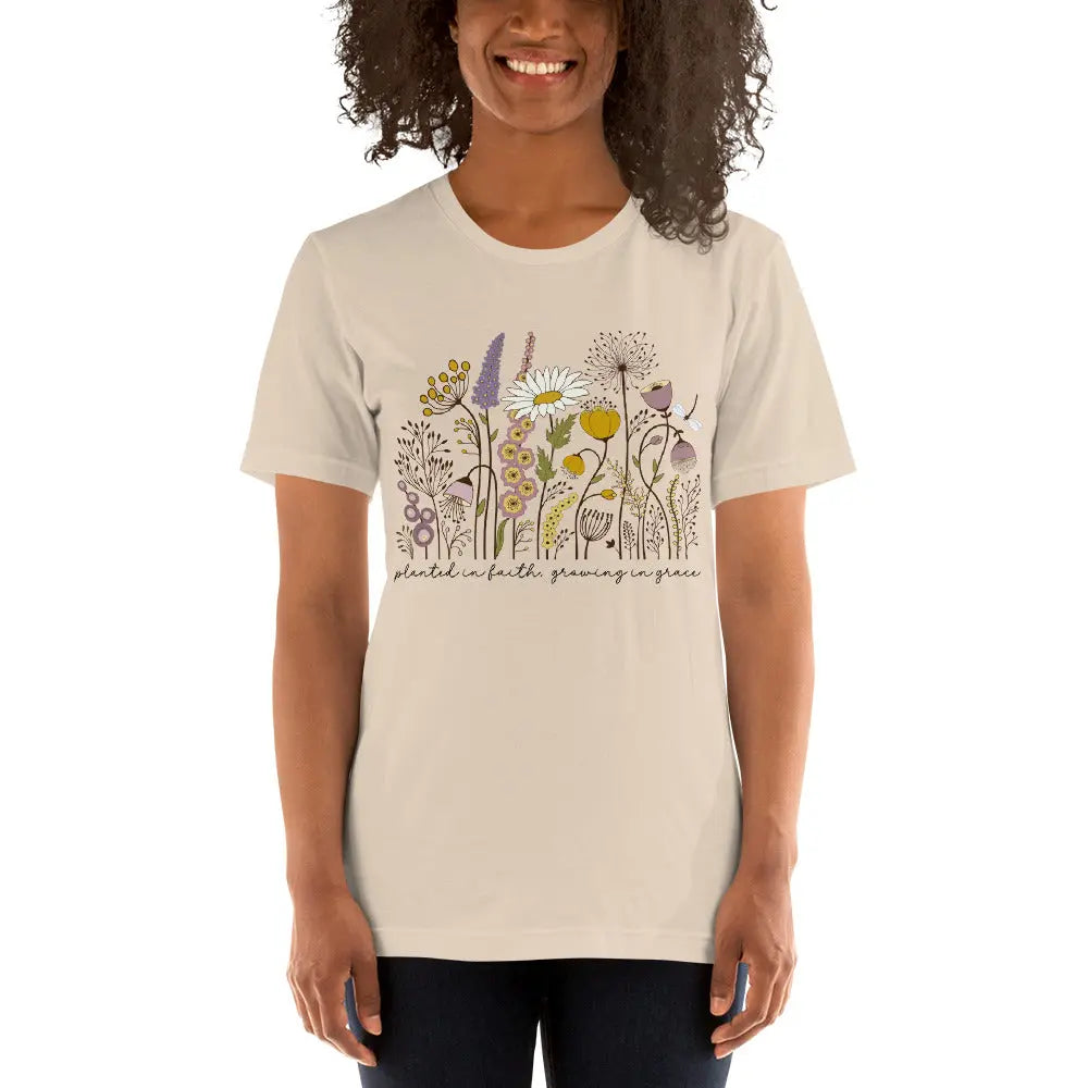 Graphic Tee Shirt for Women Vintage Wildflower Oversized T-shirt
