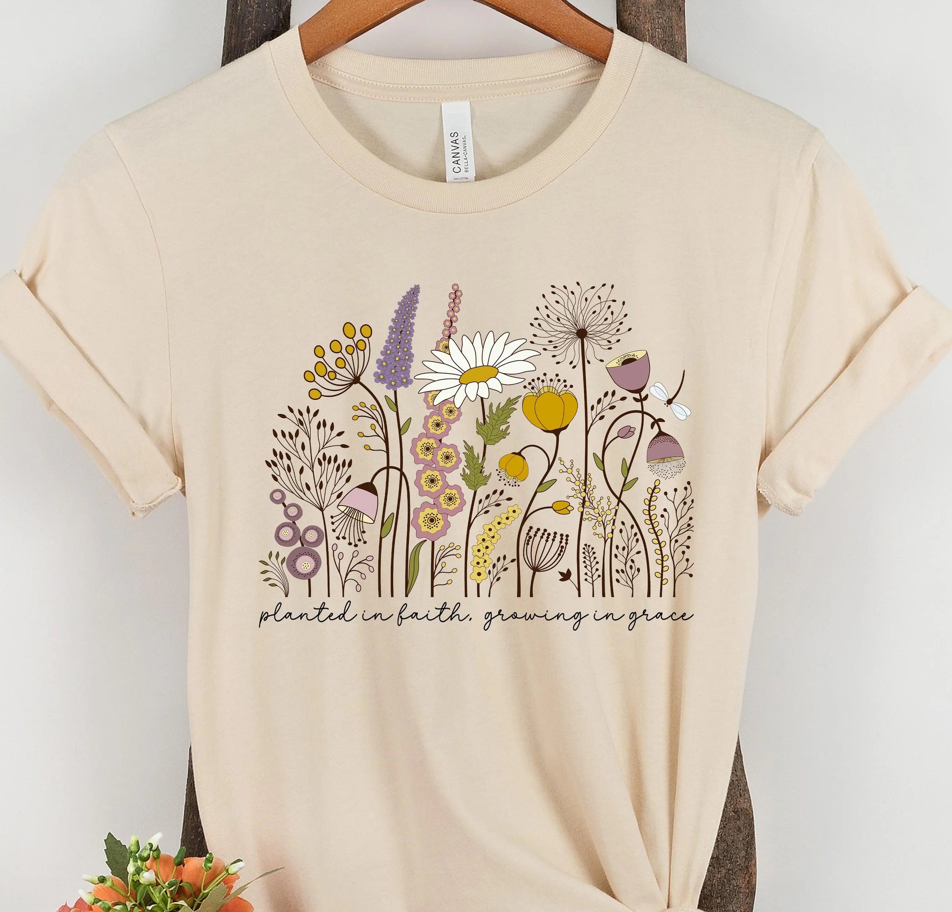 Wildflower Shirt, Flower Shirt, Botanical Shirt, Plant shirt, Vintage Botanical, Cottagecore Sweatshirt Amazing Faith Designs